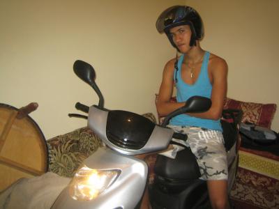 moi et mon moto a la maison